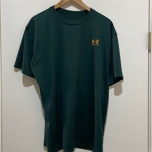 Mens Under Armour workout shirt